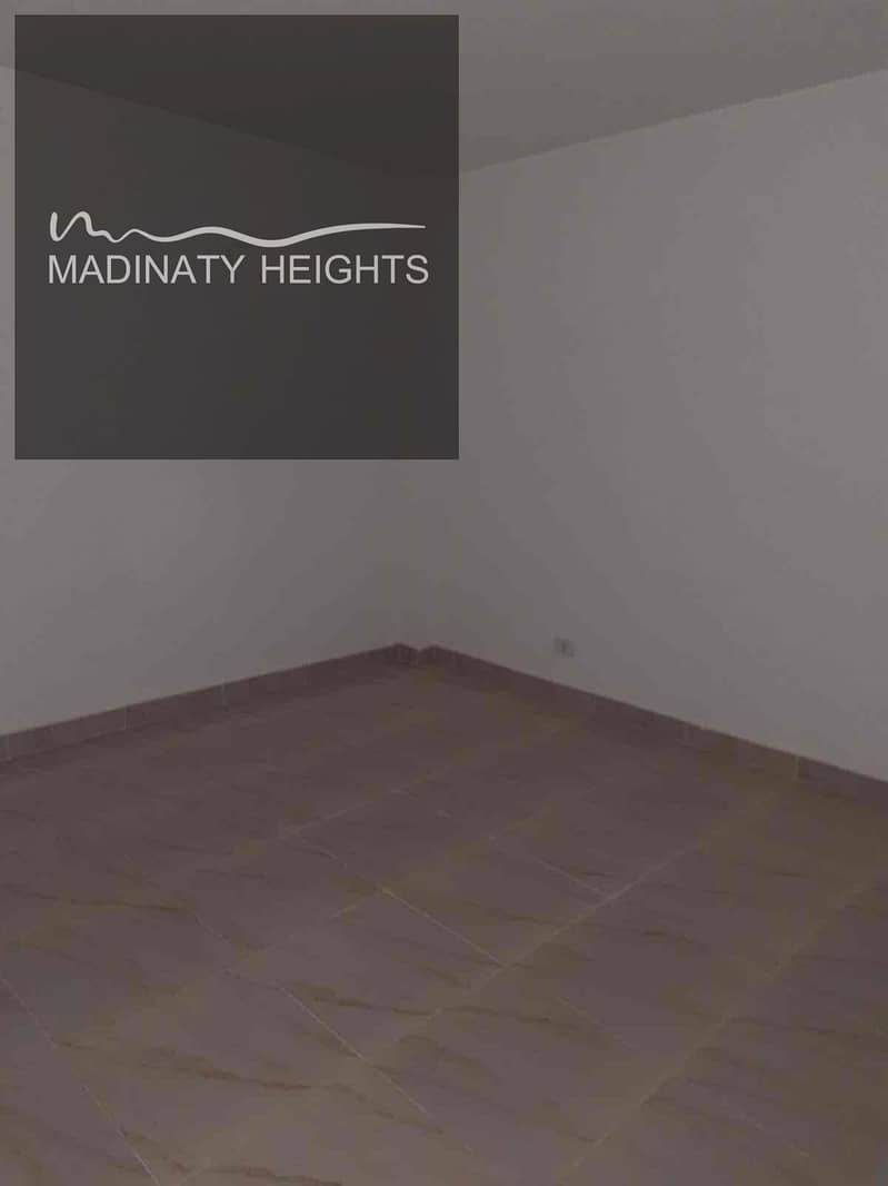 6 bef479fa-0ca5-4852-a731-5b6a9cb81aa7. jpg