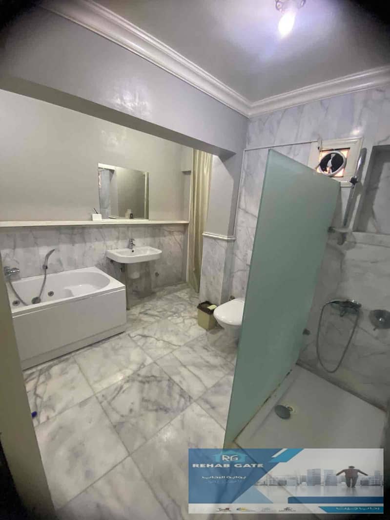 18 1c7d22dc-3f51-4b2f-a878-7acdb35e2c02. jpg