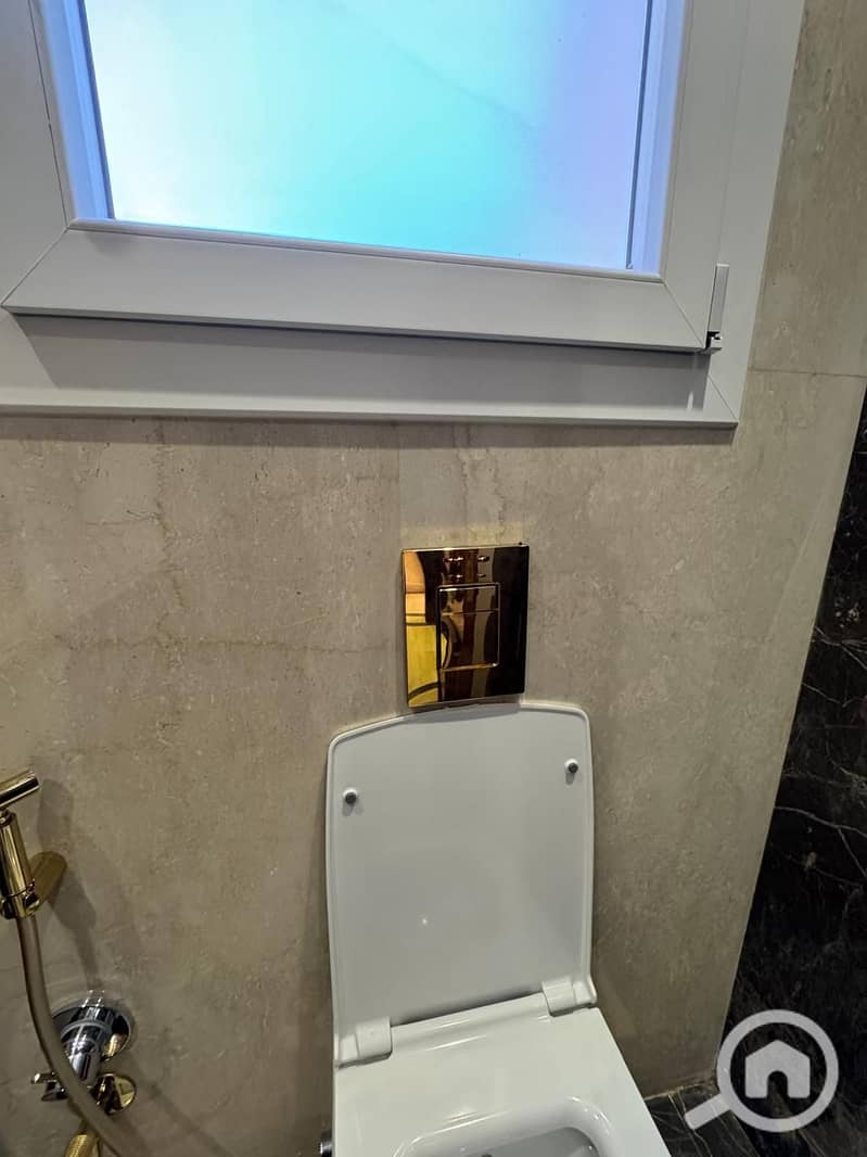 12 WhatsApp Image 2025-10-02 at 12.08. 53 AM (1). jpeg