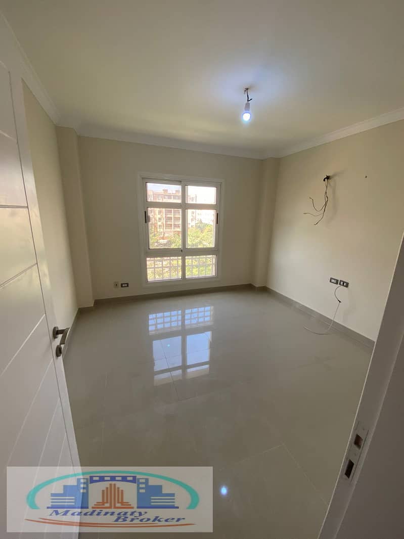 6 WhatsApp Image 2025-12-01 at 3.39. 22 AM (2). jpeg