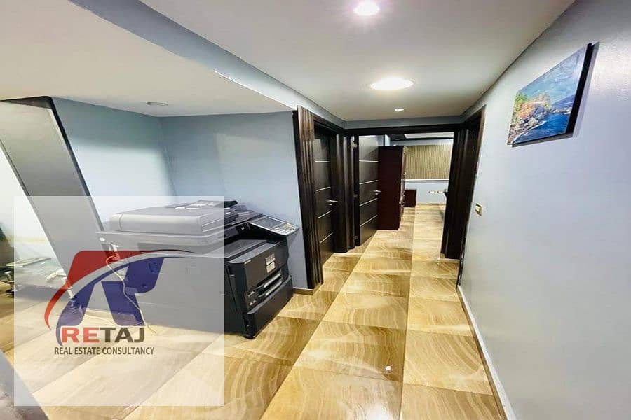 8 WhatsApp Image 2025-11-30 at 17.34. 33 (1). jpeg