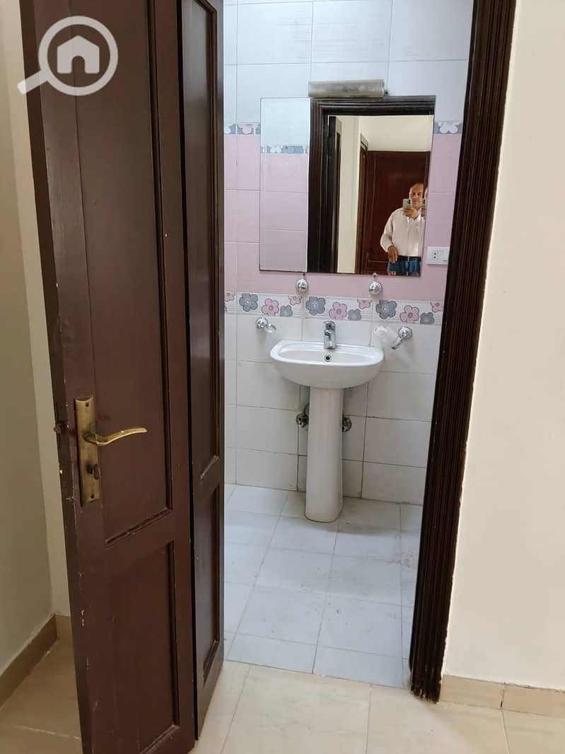 8 WhatsApp Image 2025-12-01 at 01.05. 37. jpeg