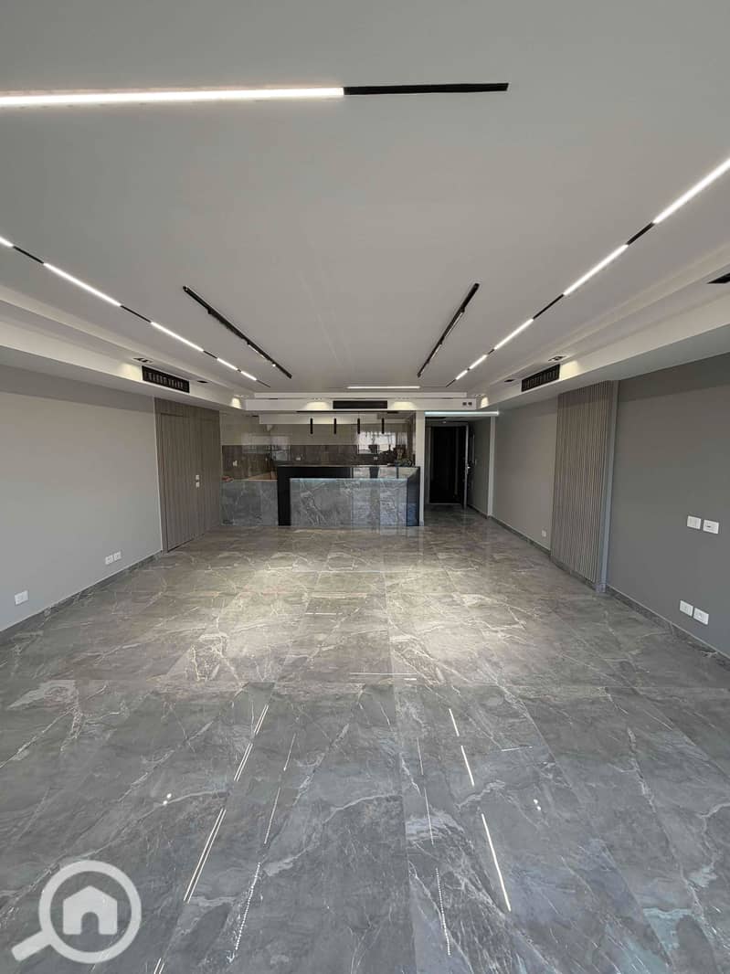 IMG_8005. jpg IMG_8005. jpg