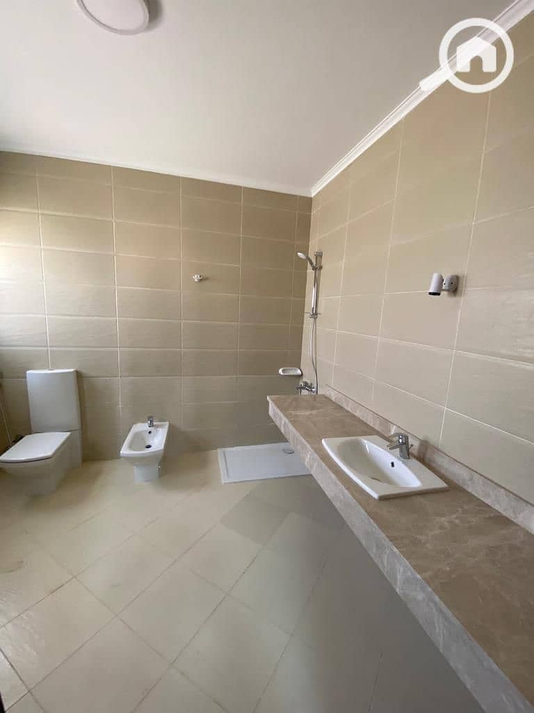 3 IMG-20251117-WA0402. jpg