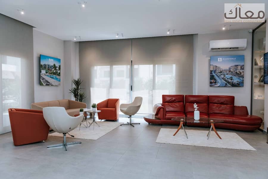 3 d69c7411-b8ad-48b8-b1f9-cf13a153f43b. jpg