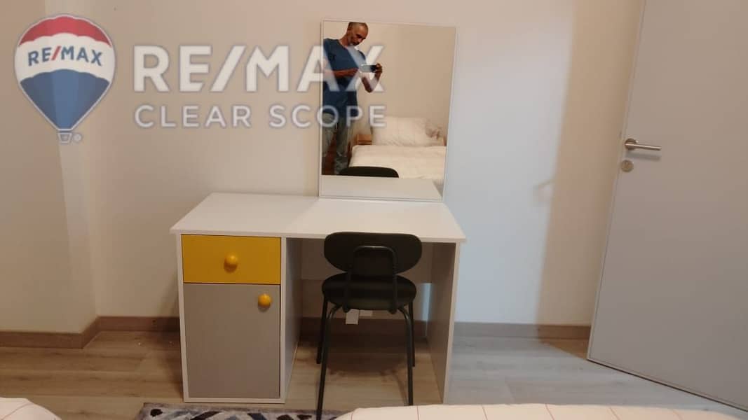 7 47f3c7e5-cc9e-4c51-a406-52ef3dd8a118. jpeg