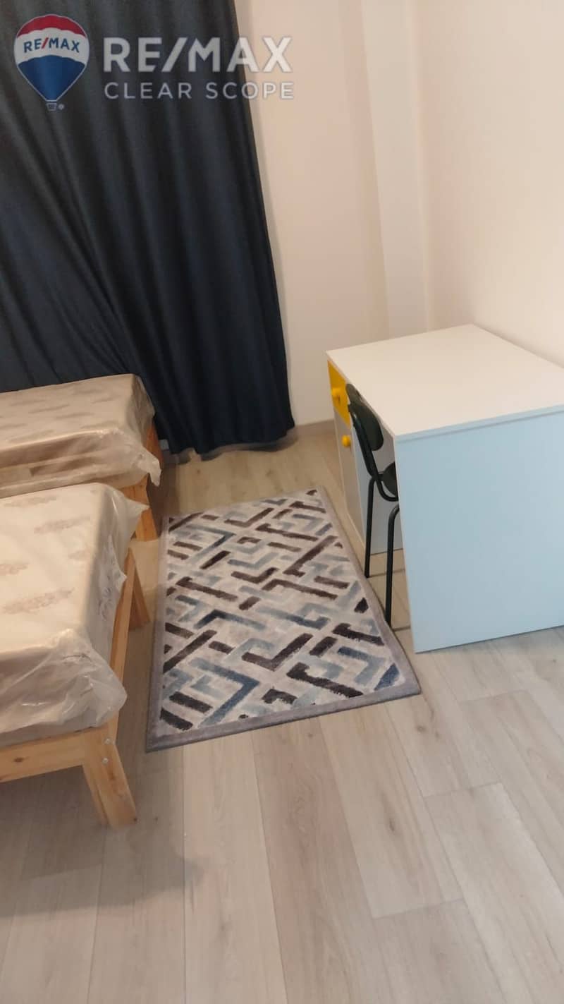 9 75d5037c-725e-44f1-a369-383797e4dbe4. jpeg