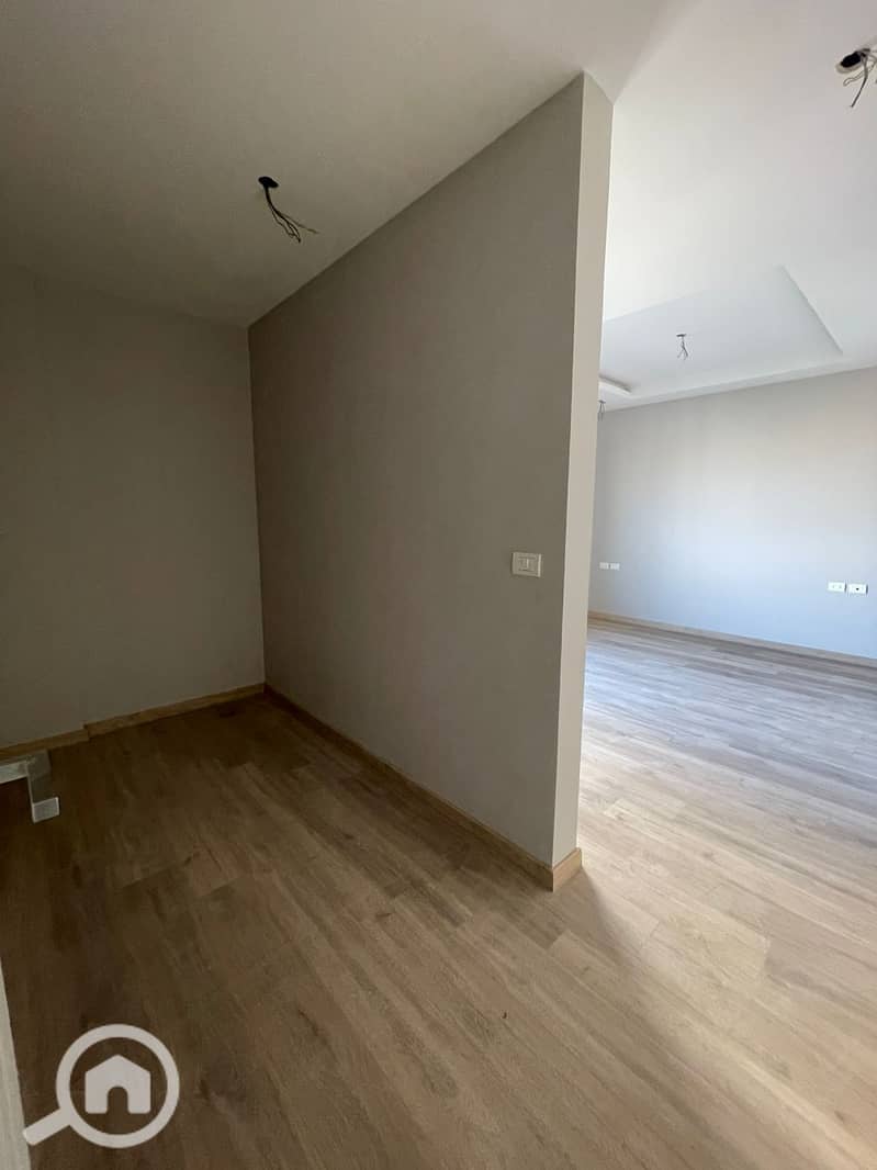 6 WhatsApp Image 2025-08-19 at 12.41. 11 PM. jpeg