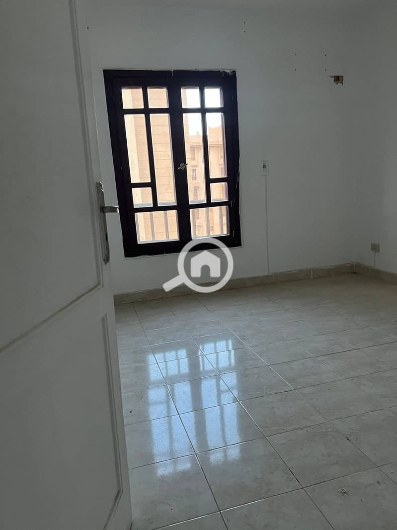 5 WhatsApp Image 2025-11-30 at 14.49. 28 (2). jpeg