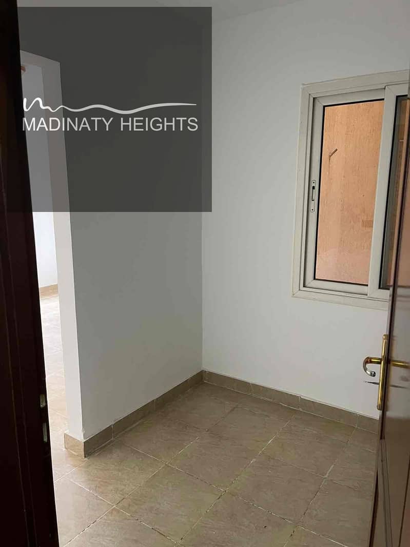 8 b957b8c3-f2bc-440e-b39f-94fbb94ab643. jpg