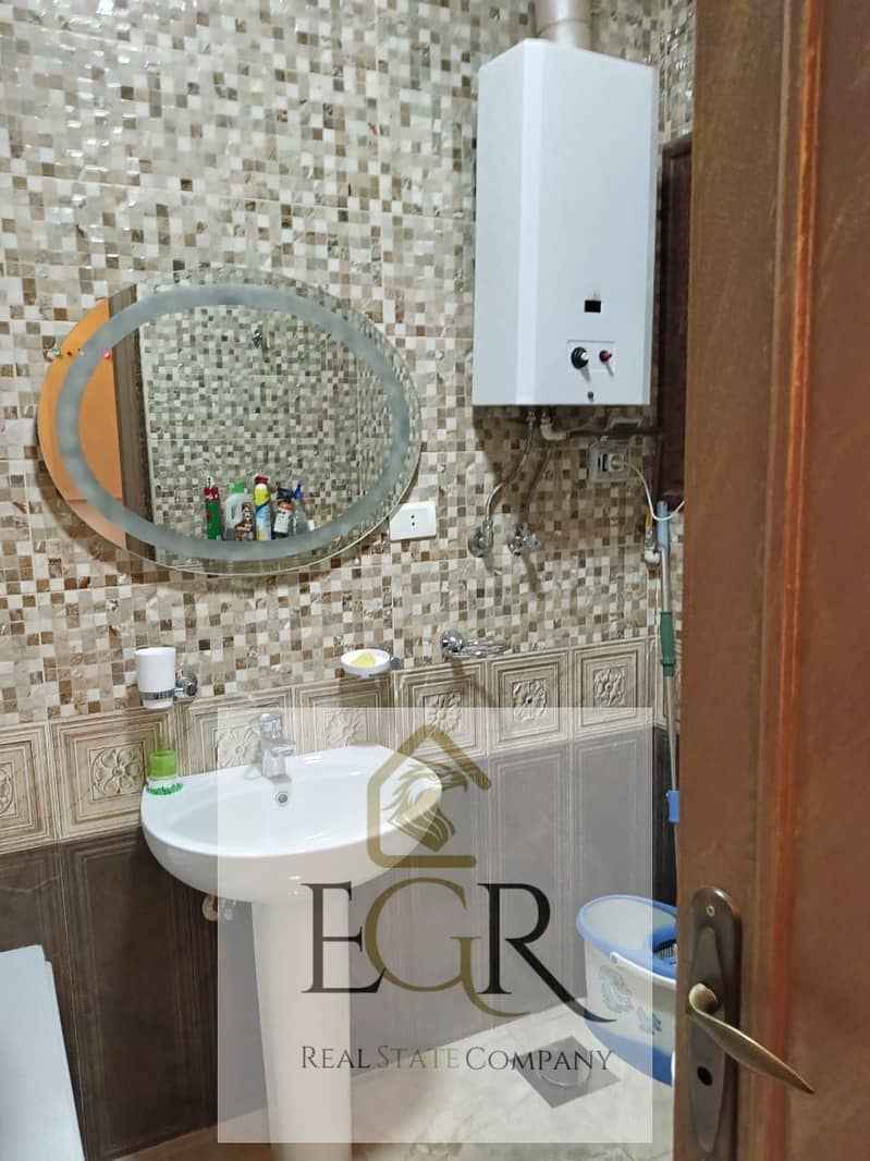 3 8eab8ce5-40f1-4839-8b95-7e06390e90a0. jpeg