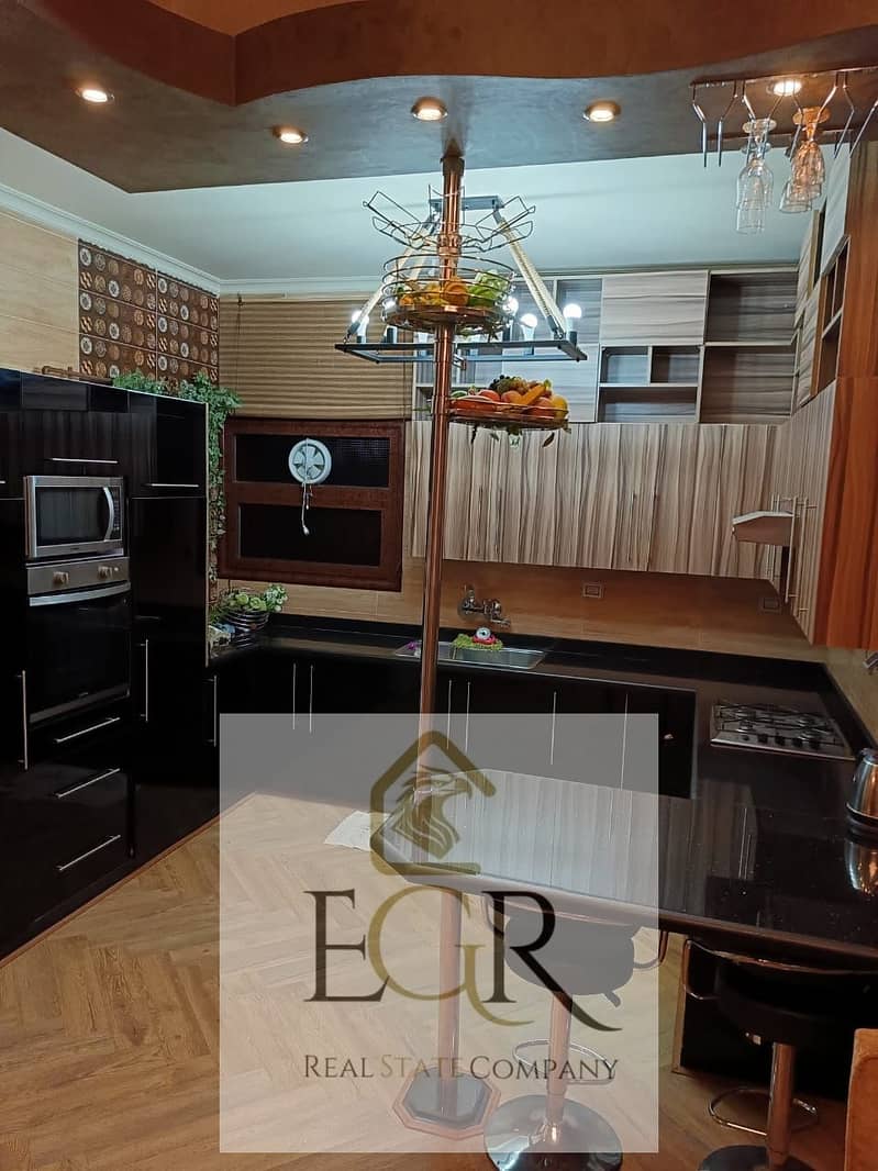 11 44128c1d-2282-44f4-b1d8-4bef8dd59cc1. jpeg