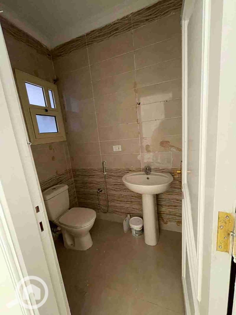 10 IMG-20251124-WA0034(4). jpg