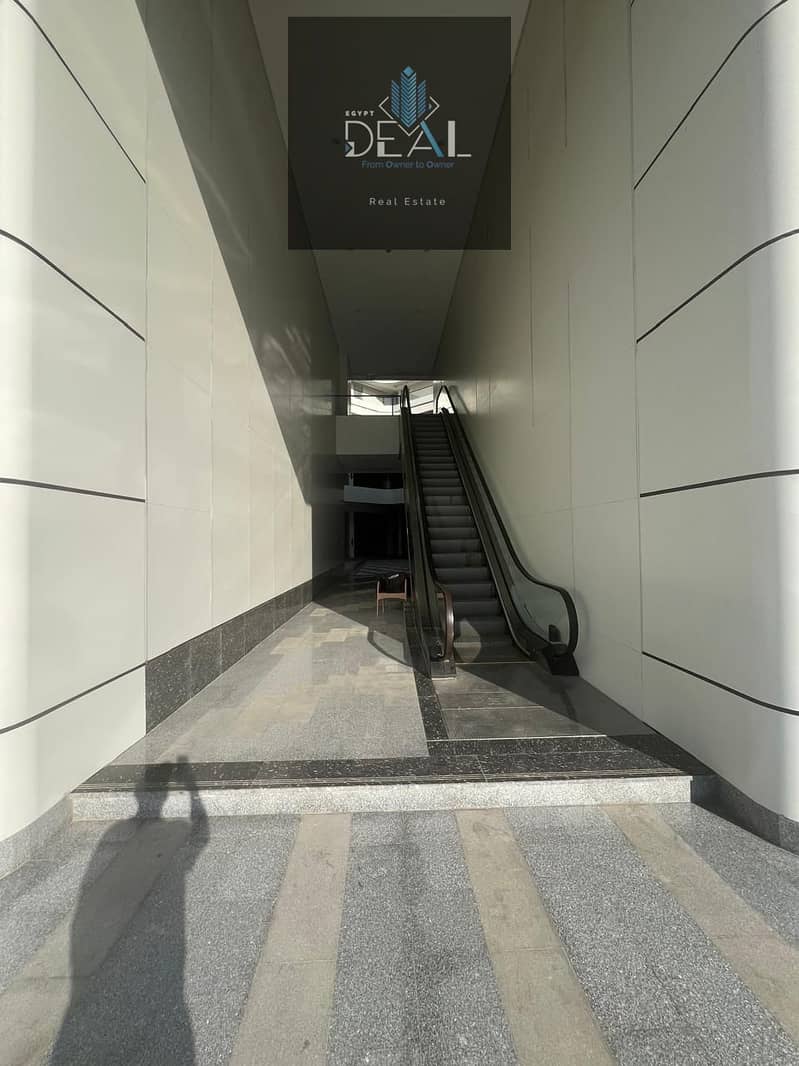 6 WhatsApp Image 2025-12-01 at 14.12. 57_b2a5e779. jpg