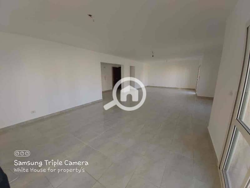 3 803f75fc-4fd0-4397-a4fb-8b39626aabad. jpg