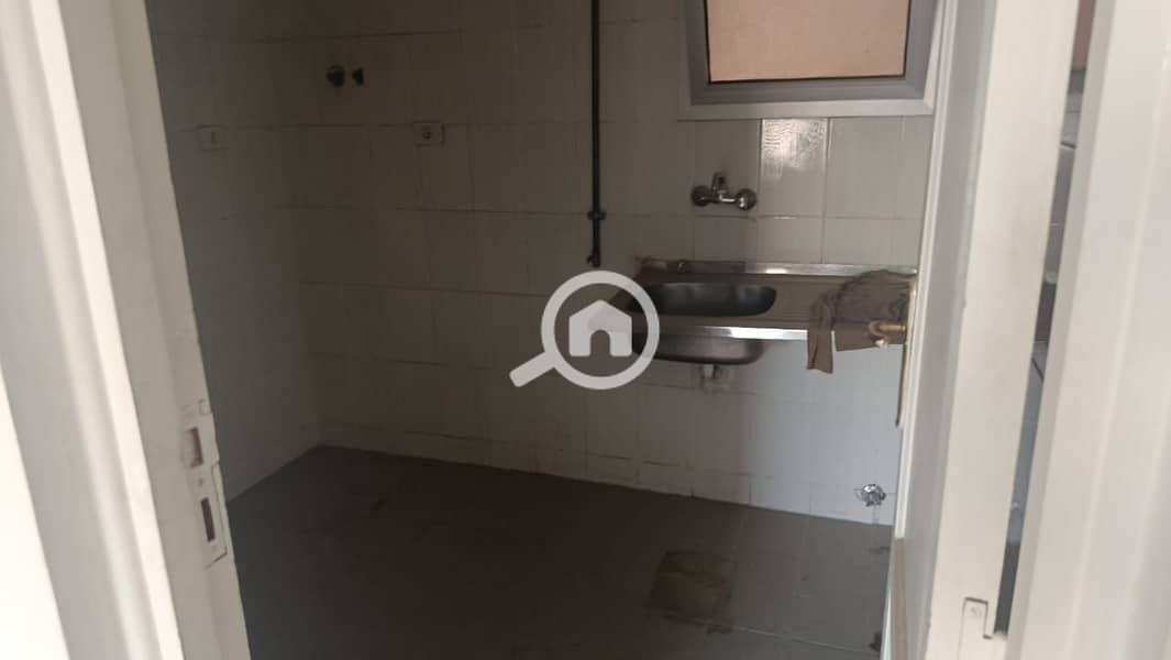 4 صورة واتساب بتاريخ 2025-12-01 في 14.11. 58_66c6b8a4. jpg