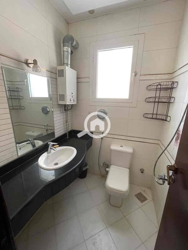 7 66764ab1-9a06-45b0-a3e1-b6262b96d23c. jpg