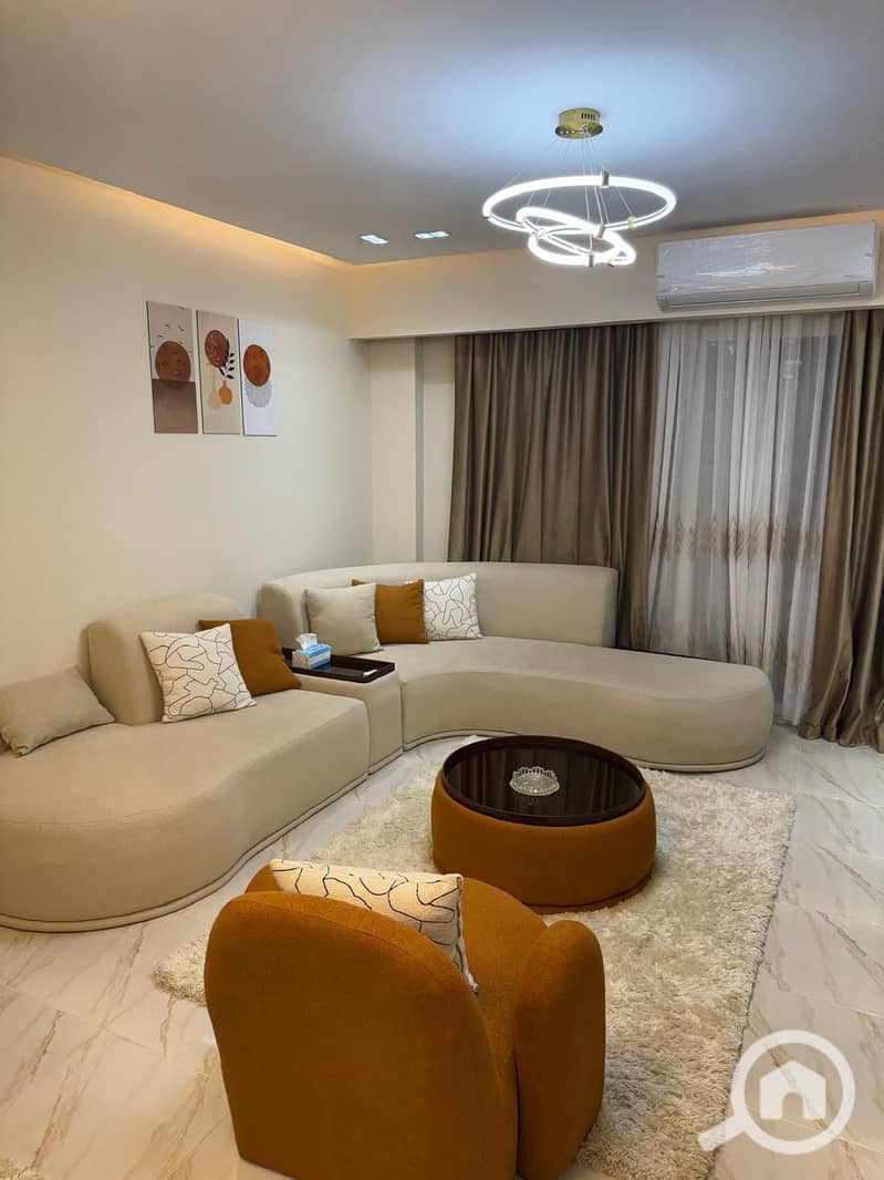 3 56d1b148-03db-413b-a586-d984f1fe6203. jpg