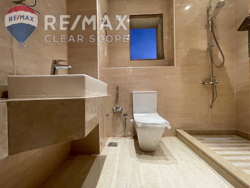 13 da50728c-521c-4b89-9efa-6f3e4d839025. jpeg