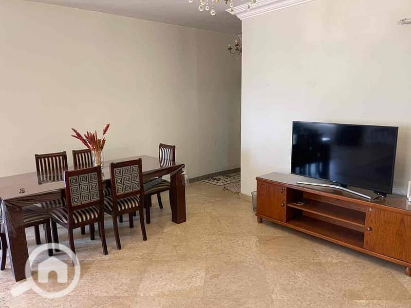 7 9bce29d7-6428-4312-bf00-fb646b4429a9. jpg