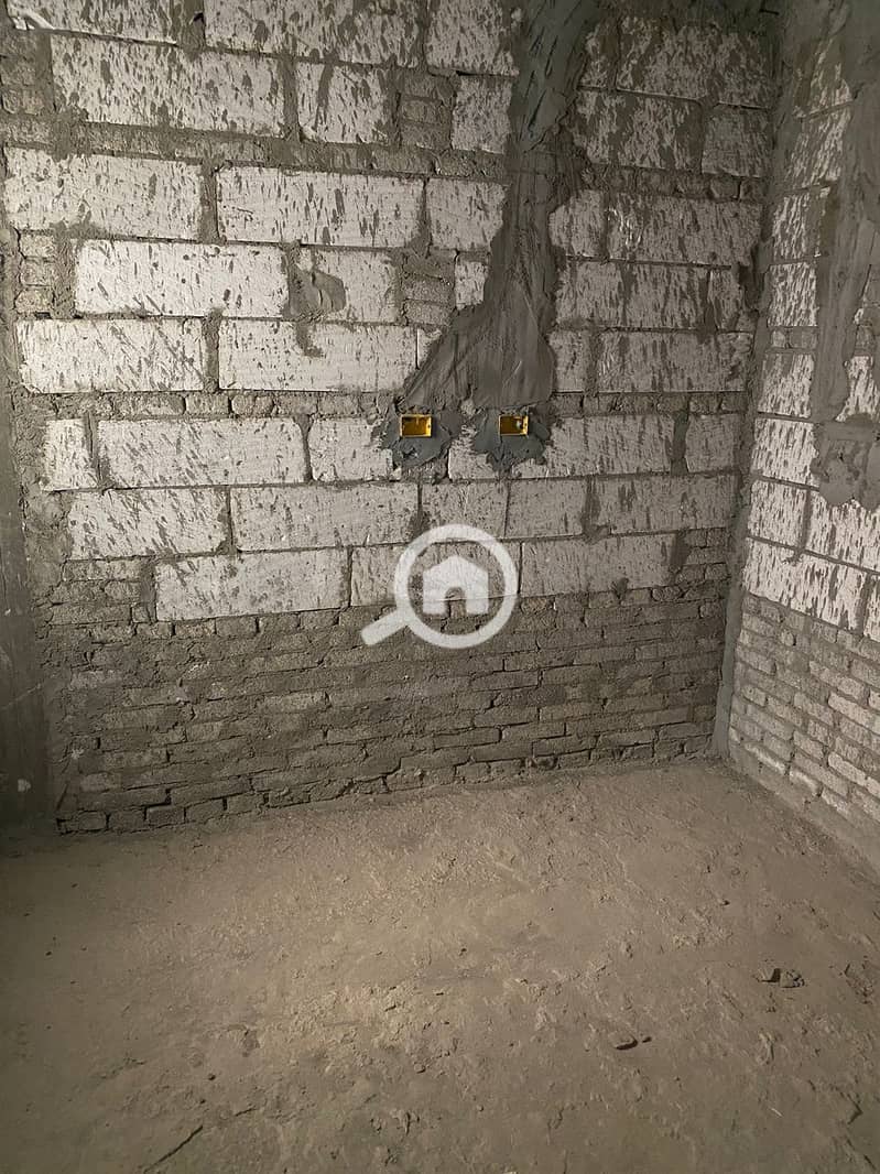 3 1d94f027-5fc6-4a19-a439-1d941646be04. jpg