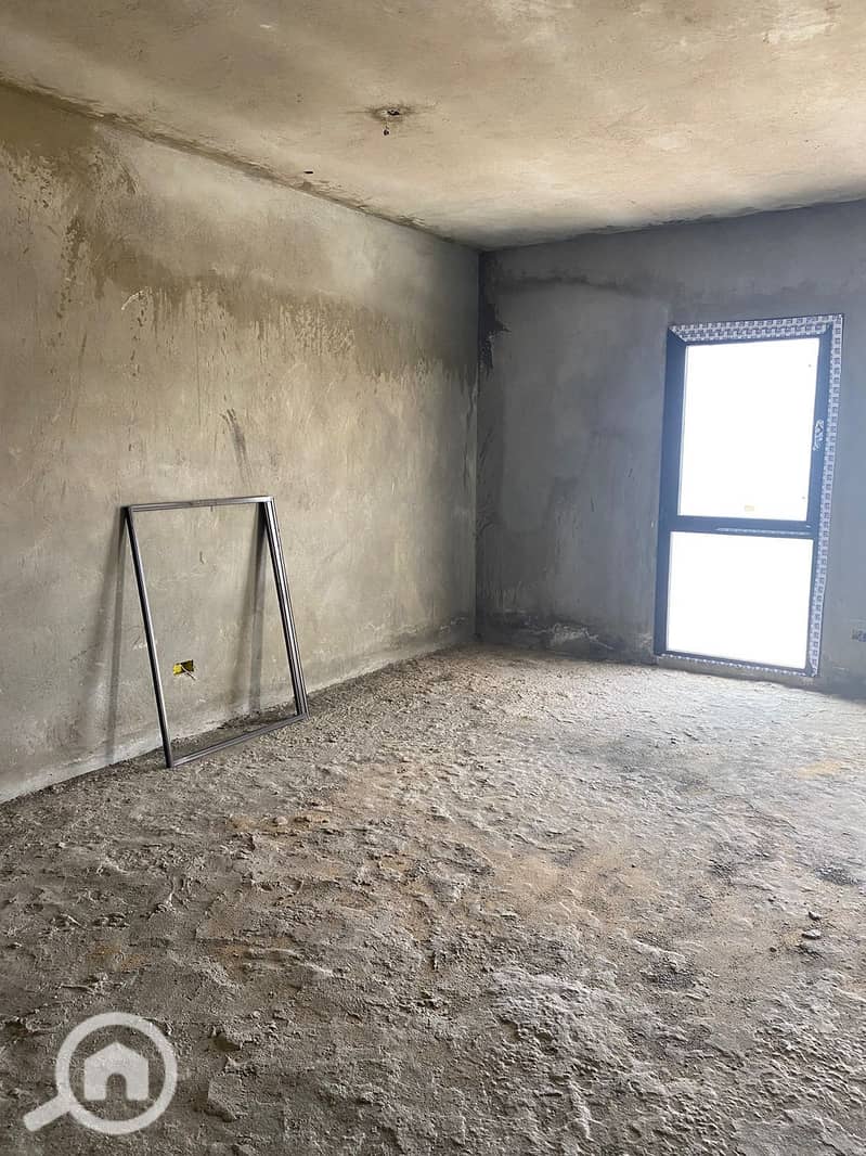 7 6ac0d551-c087-4fce-a9b9-d038f3b2c1c3. jpg