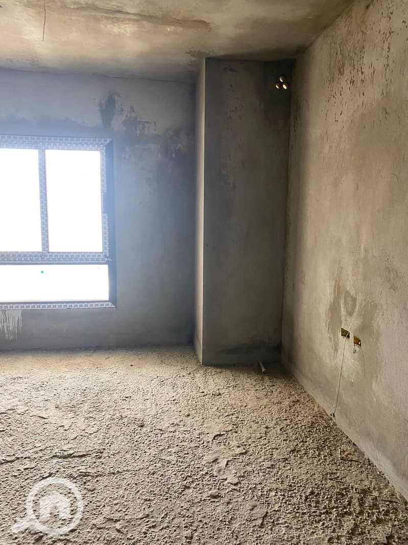 11 5760c65f-0e23-4de8-a29e-dda1c311601d. jpg