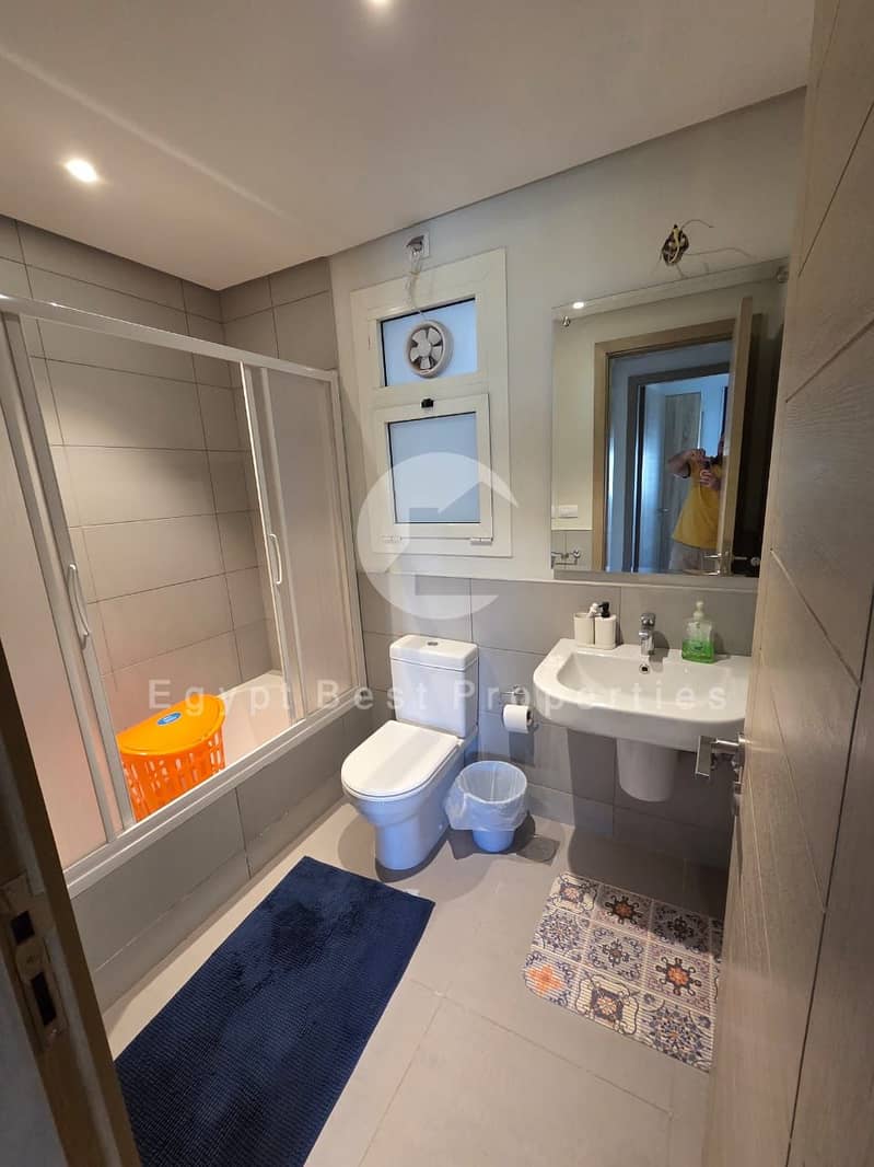 11 f91ef7fb-f507-42b7-a74e-5bb71fc1e3e7. jpeg