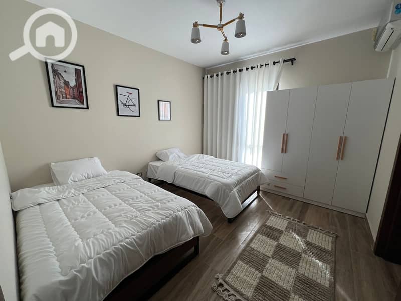 4 e2ab1da0-55d5-4e4b-908f-b1cf78c7a94f. jpg