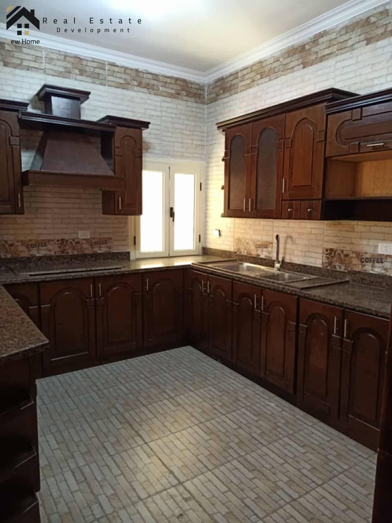 21 WhatsApp Image 2025-10-02 at 12.53. 58_7dfd2b8d. jpg