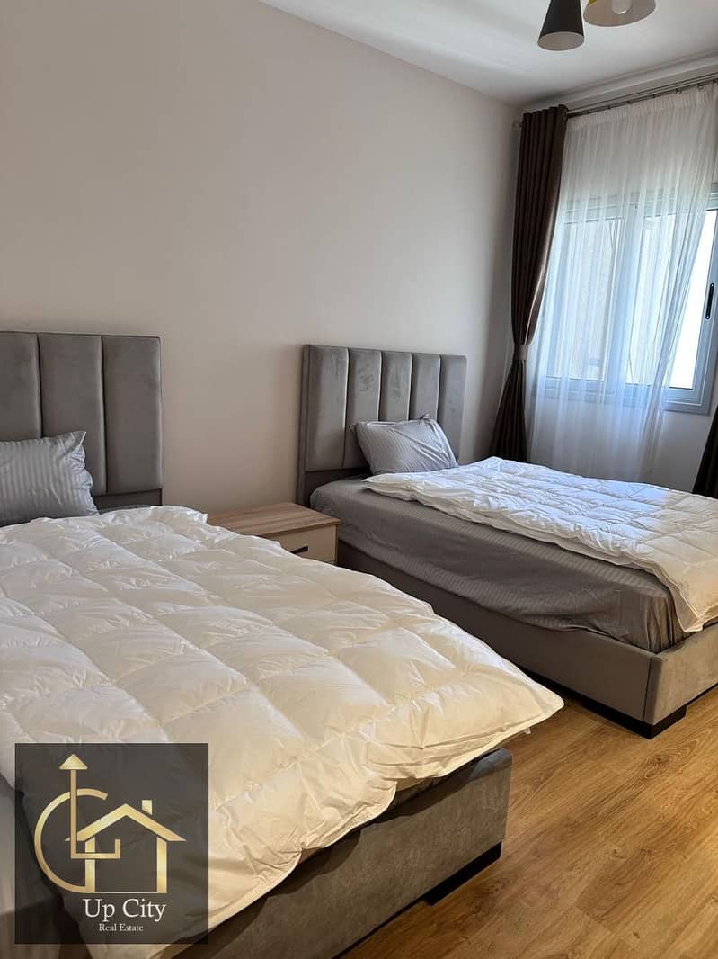 11 c7628284-47fe-431e-88af-60ce0ccd9db3. jpg