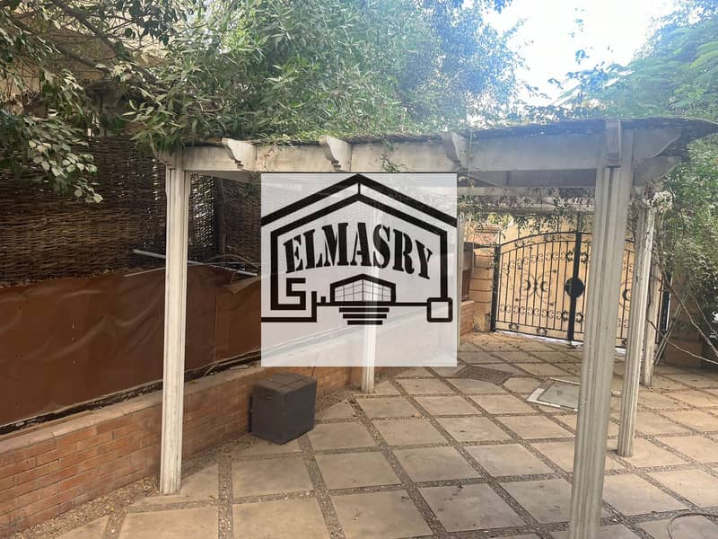 12 6313b8d2-4877-4e6d-af12-3555971e41cd. jpg