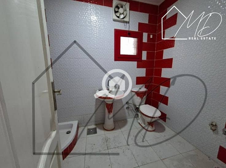 8 WhatsApp Image 2025-12-01 at 2.04. 29 PM (1). jpeg