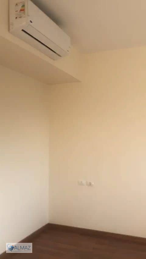 12 WhatsApp Image 2025-12-01 at 3.19. 41 PM (4). jpeg