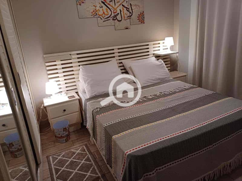 4 3d1990fc-1d41-41f6-945d-56d096ef39e7. jpg