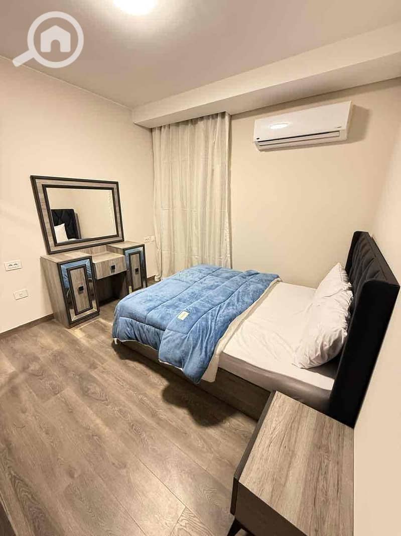 12 cff1105f-8c1c-4dad-8de9-9b56be2f8b71. jpg