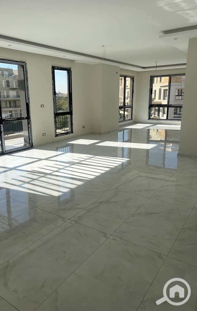 11 d4263415-b74a-4d10-b185-10bd86ea5f4a. jpg