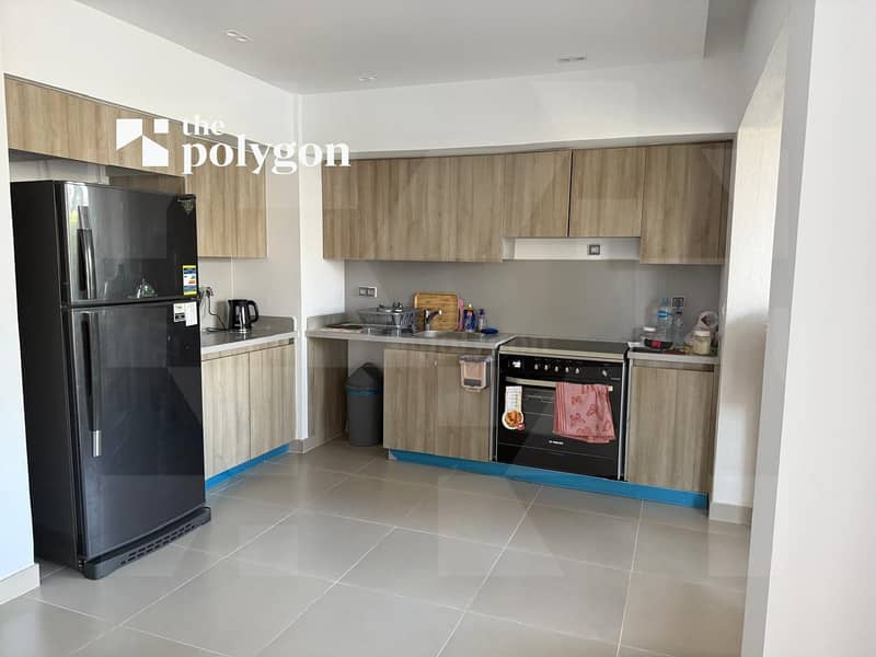 11 539856df-8a40-4d4b-a81c-3a4a21e7a666. jpg