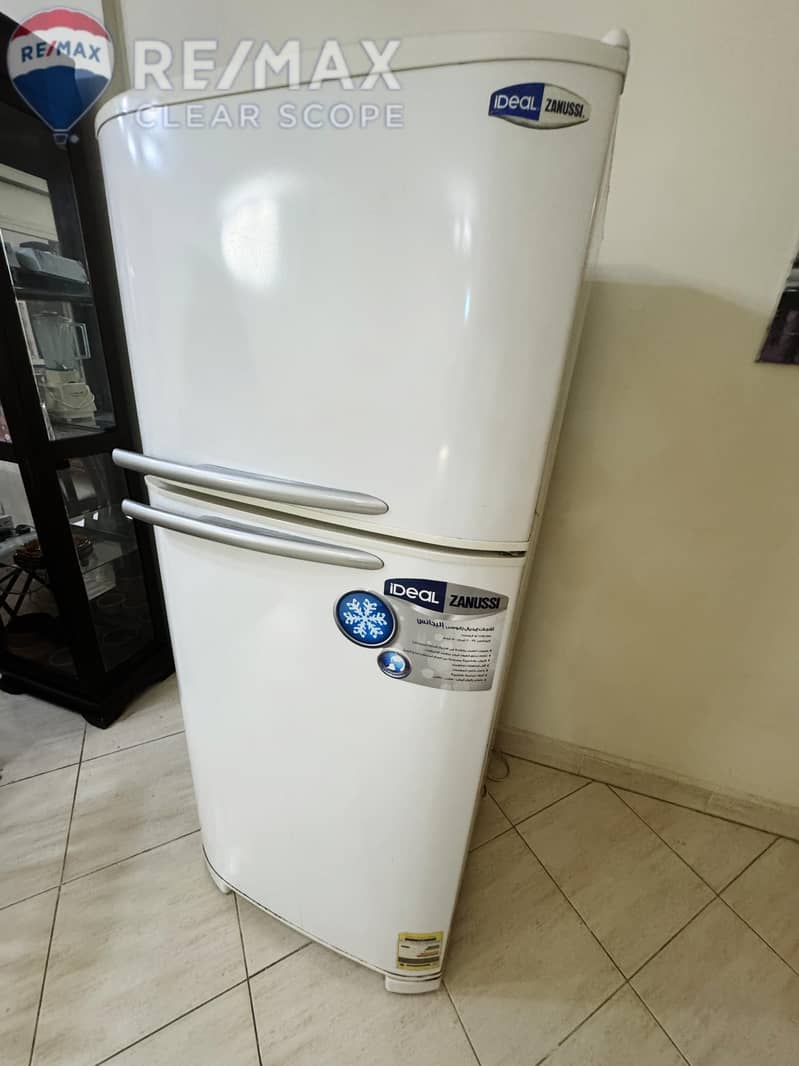 10 3853f396-4522-4037-801e-e732a7b61d23. jpeg