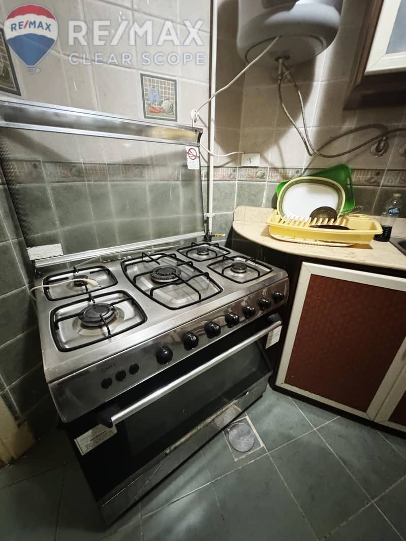 16 d5c81c8b-1f89-41b4-b801-bffde5aa36d0. jpeg