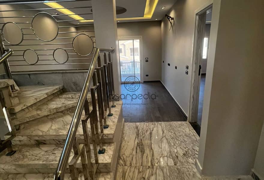 7 2130ed19-7e80-4c6b-8c52-cde75bd27943. jpg