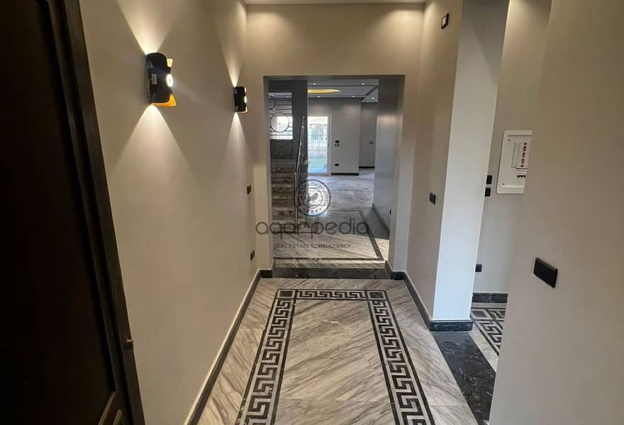 10 d55f9dfd-62f9-4d17-88f7-182eff532b2a. jpg