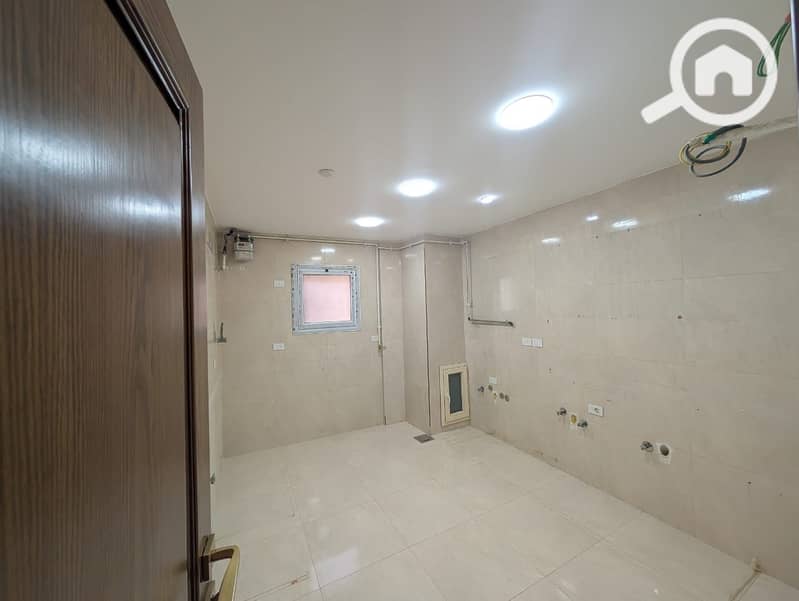 10 IMG-20250924-WA0676. jpg