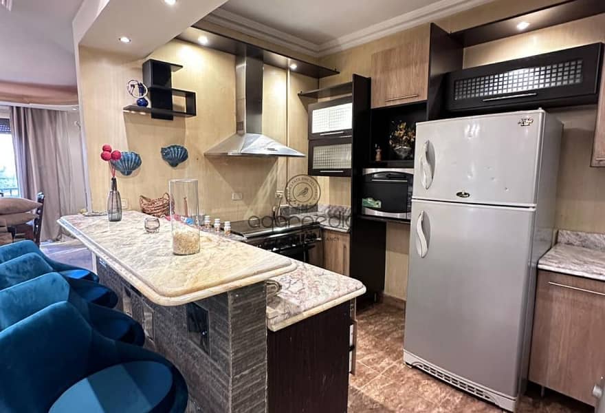 9 e6aa3317-d237-4e4c-8c4a-62a213a6cf79. jpg