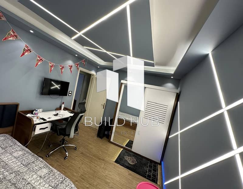 10 14d8025d-137a-45af-a635-2f8ae01d6663. jpeg