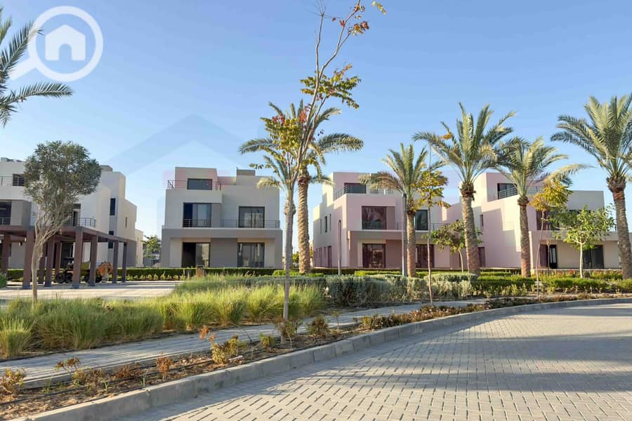 6 WhatsApp Image 2025-11-24 at 7.57. 00 PM (2). jpg