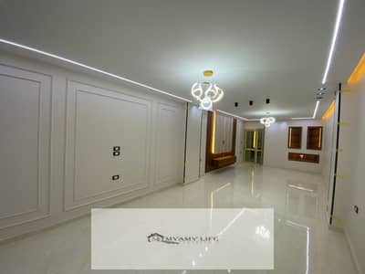 3 Bedroom Flat for Sale in Hadayek al-Ahram, Giza - IMG-20251201-WA0110. jpg 3 Bedroom Flat for Sale in Hadayek al-Ahram, Giza - IMG-20251201-WA0110. jpg