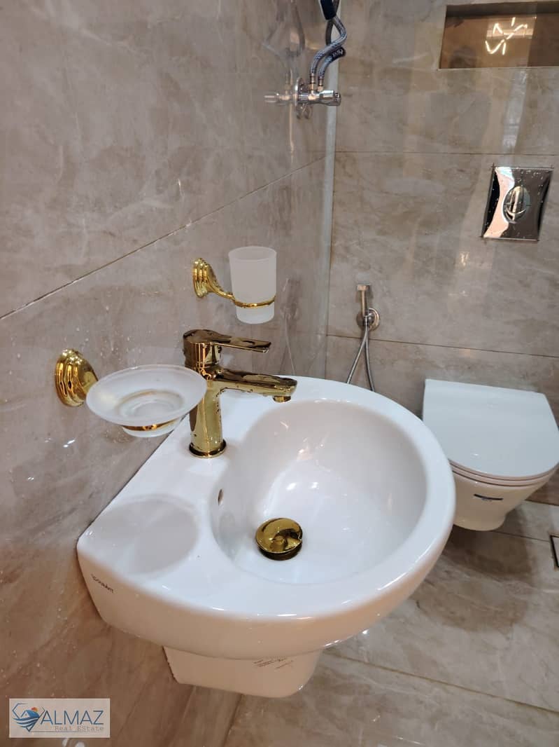 9 WhatsApp Image 2025-12-01 at 3.48. 59 PM (2). jpeg