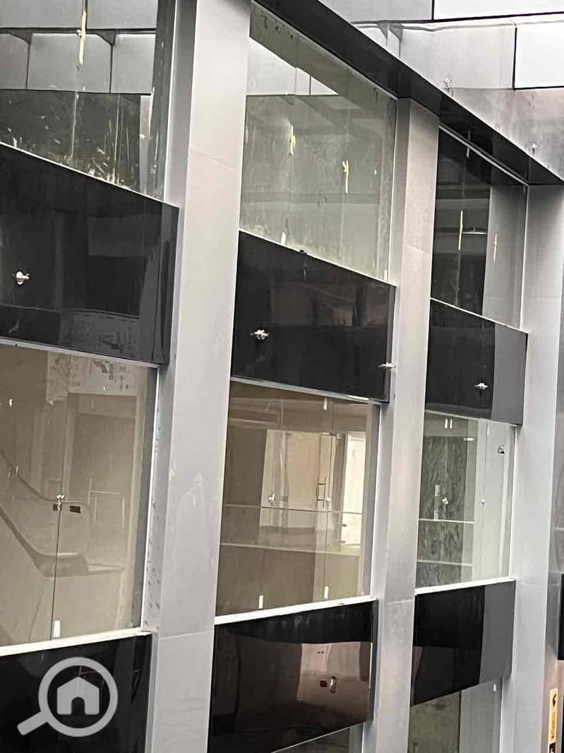 6 31949cf9-bd2e-4413-869b-a92329705065. jpg