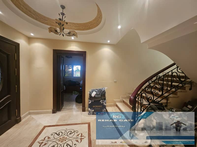 8 e103a41a-6a54-427d-8b66-9421f7999683. jpg